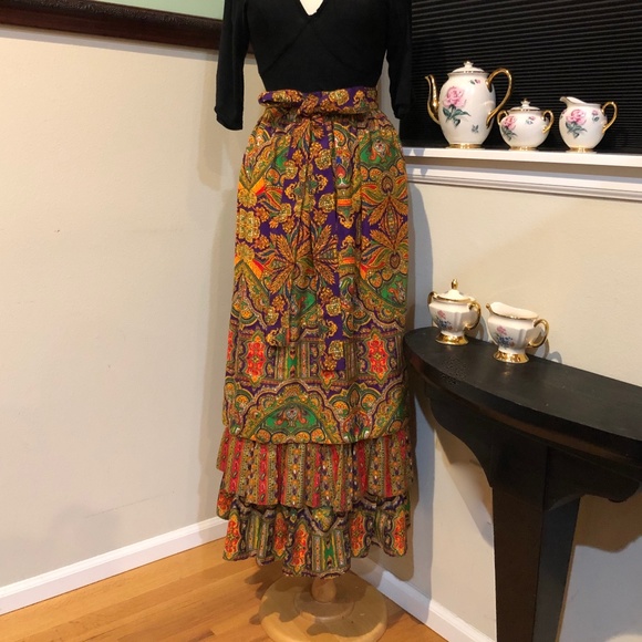 Vtg. 70 s Ellen Tracy for I Magnin 3 tier Psychedelic Gypsy Skirt - Sz. L - Picture 1 of 13